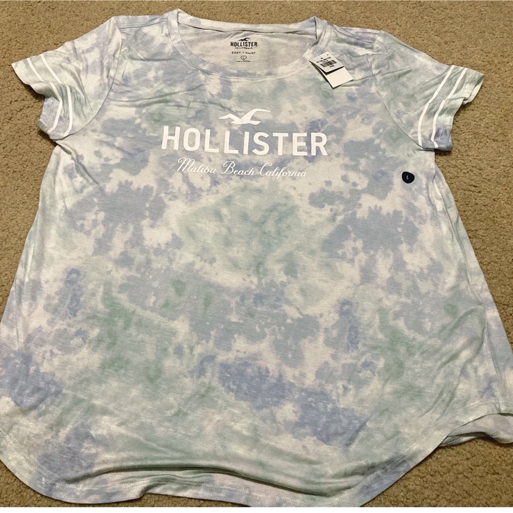 ❌SOLD❌Tee brand new with tags.